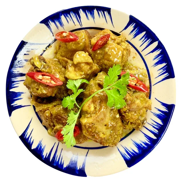 Braised Chicken with Lemongrass & Chili on Rice, Vietmeals