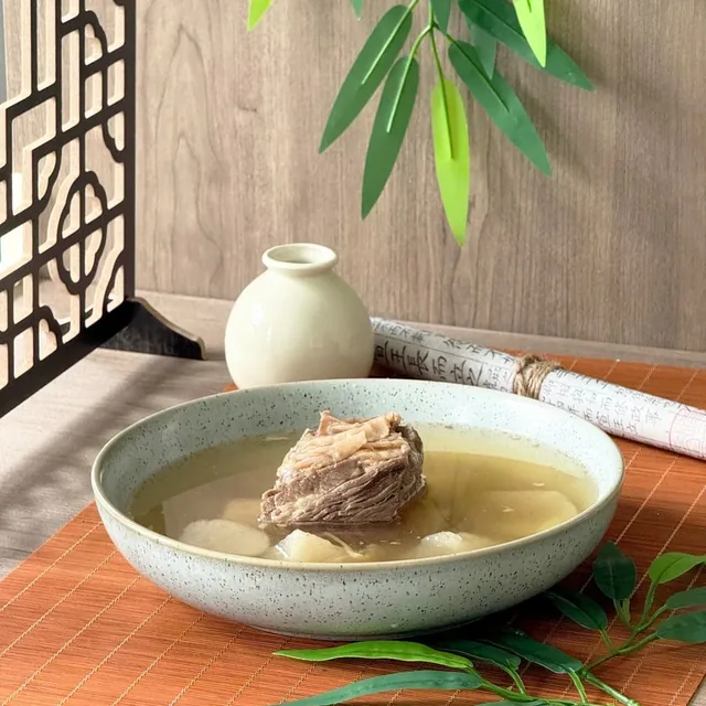 Clear Stewed Beef Ribs with Daikon Radish, CHDS