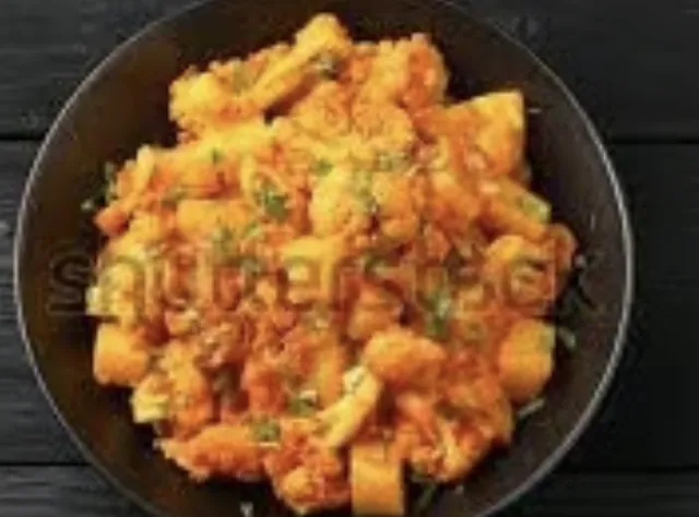 Aloo Gobhi Matar — Dabba Cartel