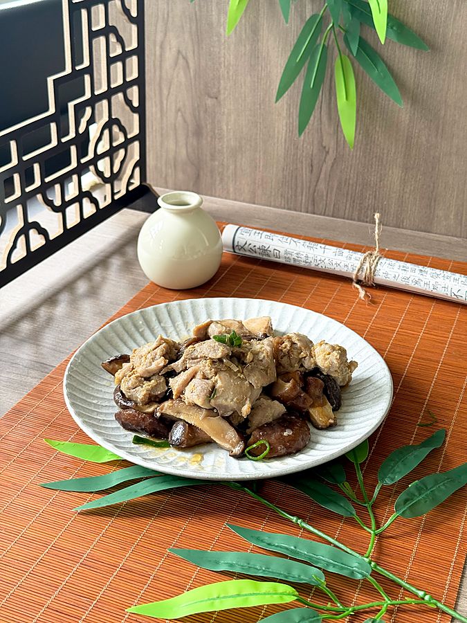 Clay-Baked Chicken with Mushrooms — CHDS
