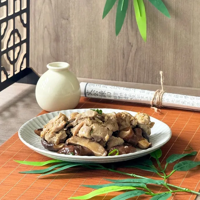 Clay-Baked Chicken with Mushrooms, CHDS